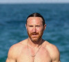 David Guetta passe une après-midi détente à la plage à Miami le 26 mai 2021. 