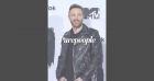 David Guetta : Loin de son ex et de leurs enfants, le DJ sort les muscles
