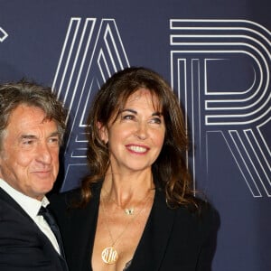 François Cluzet et sa femme Narjiss Slaoui-Falcoz - Photocall de la 47ème édition de la cérémonie des César à l'Olympia à Paris, le 25 février 2022. © Borde-Jacovides/Bestimage 