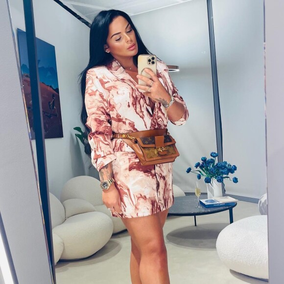 Sarah Fraisou sur Instagram.