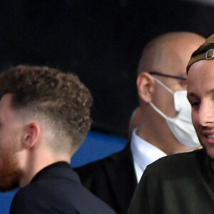 Vianney en tribunes du match de football en ligue 1 Uber Eats : Le PSG (Paris Saint-Germain) remporte la victoire 2-1 contre Lyon au Parc des Princes à Paris le 19 septembre 2021. Lionel Urman/Panoramic/Bestimage 