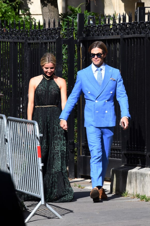Chris Pine et sa compagne Annabelle Wallis - Les célébrités arrivent à la réception du mariage de Zoe Kravitz et Karl Glusman dans la maison de Lenny Kravitz à Paris, France, le 29 juin 2019. 