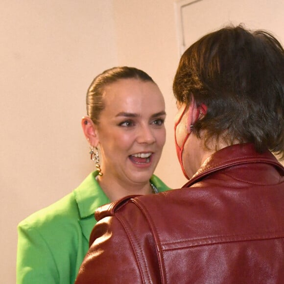 Pauline Ducruet et sa mère, la princesse Stéphanie de Monaco, dans les coulisses du défilé Alter, collection automne-hiver 2022/2023, lors de la Fashion Week de Paris. Le 1er mars 2022. © Veeren/Bestimage