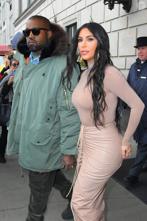 Kim Kardashian et son mari Kanye West se baladent ensemble à New York le 5 février 2020.
