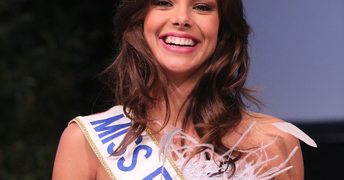 Marine Lorphelin Miss France De Retour Dans Sa Ville Natale Charnay Les Macon En