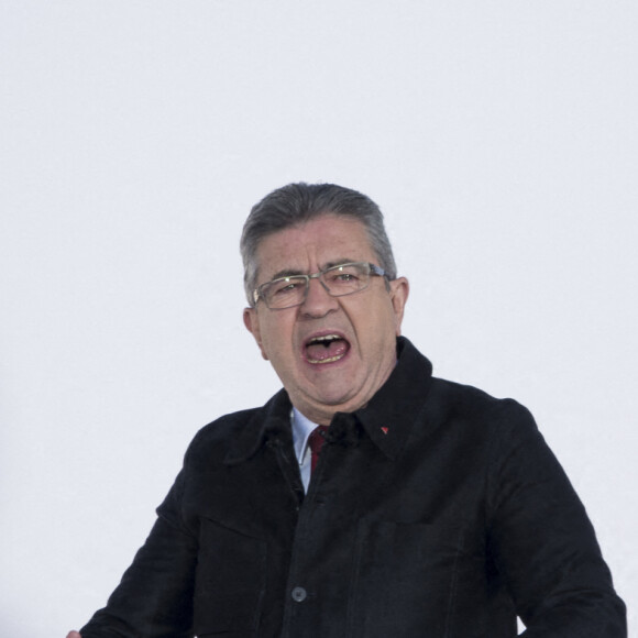 Jean-Luc Mélenchon, candidat à l'élection présidentielle, est en meeting sur l'esplanade du Gros Caillou à Lyon le 6 mars 2022