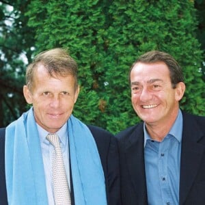 Jean-Pierre Pernaut et Patrick Poivre d'Arvor lors de la conférence de presse de TF1 en 2001. 