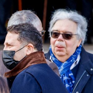 Nikos Aliagas, Arthur Essebag - Obsèques de Jean-Pierre Pernaut en la Basilique Sainte-Clotilde à Paris le 9 mars 2022. © Cyril Moreau / Bestimage