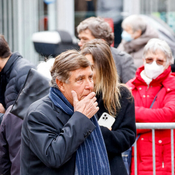 Jean-Pierre Foucault - Obsèques de Jean-Pierre Pernaut en la Basilique Sainte-Clotilde à Paris le 9 mars 2022. © Cyril Moreau / Bestimage