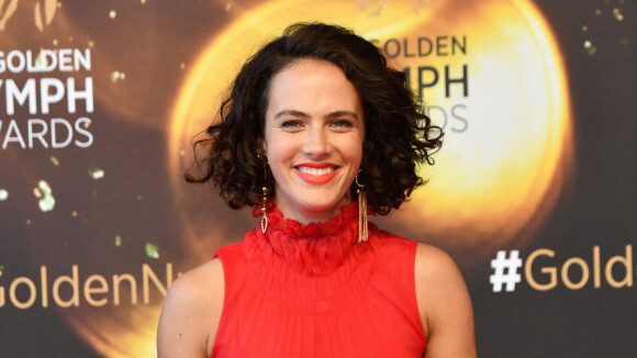 Jessica Brown Findlay : La star de Downton Abbey raconte son parcours du combattant pour devenir maman