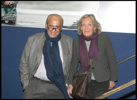 Alix Dufaure (la mère de Vincent Lindon et son frère Sylvain Lindon) avec son deuxième mari, le journaliste Pierre Bénichou à Paris en 2009.