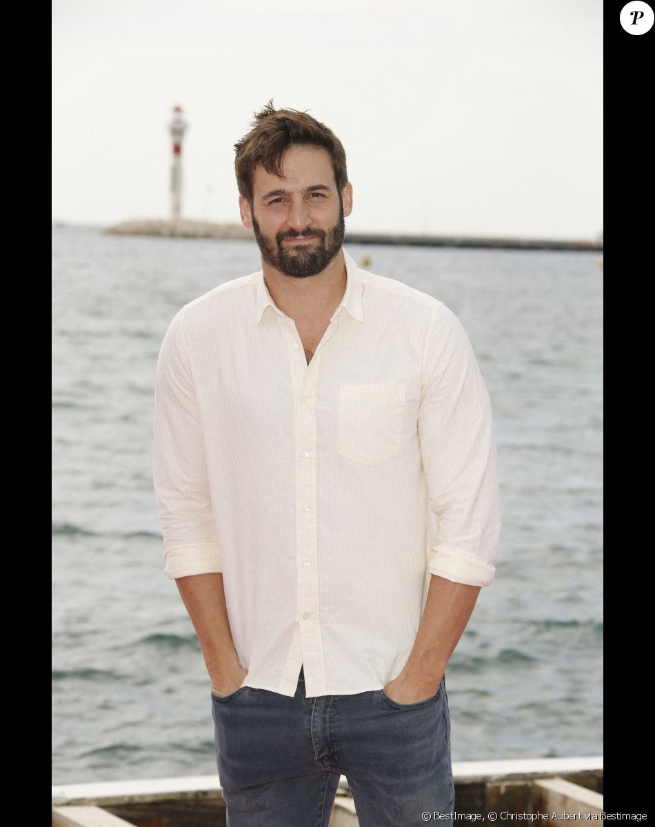 Guillaume Labbe Photocall sur le ponton de l'Hôtel Barrière Le Majestic La 4ème saison de CANNESERIES à Cannes samedi 9 octobre 2021. © Christophe Aubert via Bestimage