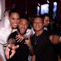 Neymar trop gros fêtard ? Sa bande de potes pointée du doigt par une proche