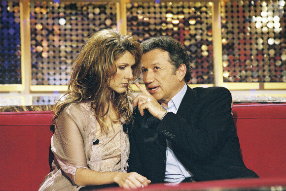 Archives - Céline Dion et Michel Drucker - Enregistrement de l'émission "Vivement Dimanche"  Le 18 mars 2002 © Patrick Carpentier / Bestimage 