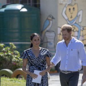 Le prince Harry et Meghan Markle visitent le township de Nyanga, Afrique du Sud le 23 septembre 2019.