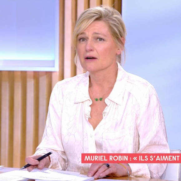 Anne-Elisabeth Lemoine face à Muriel Robin dans C à Vous