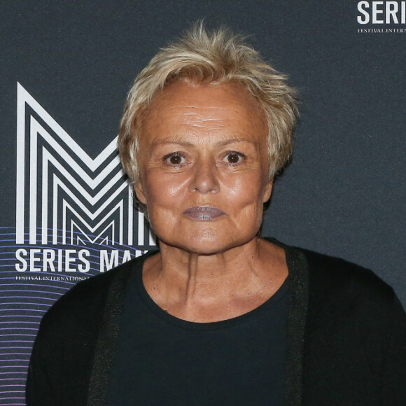 Muriel Robin - Muriel Robin invitée d'honneur dans le cadre du Festival Series Mania animé par Claire Chazal à Lille le 30 aout 2021. © Stéphane Vansteenkiste/Bestimage