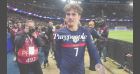 Antoine Griezmann a 31 ans : beau message de sa femme et énorme gâteau à Clairefontaine !