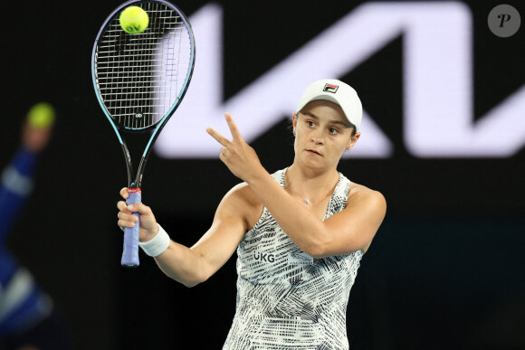 Ashleigh Barty remporte la finale de l'Australian Open de tennis à Melbourne le 29 janvier 2022. Image: © Sydney Low/CSM via ZUMA Wire