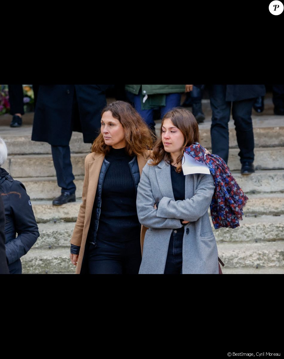 Dominique Lagrou-Sempère - Sorties des obsèques de Jean-Pierre Pernaut en la Basilique Sainte-Clotilde à Paris, France. © Cyril Moreau/Bestimage