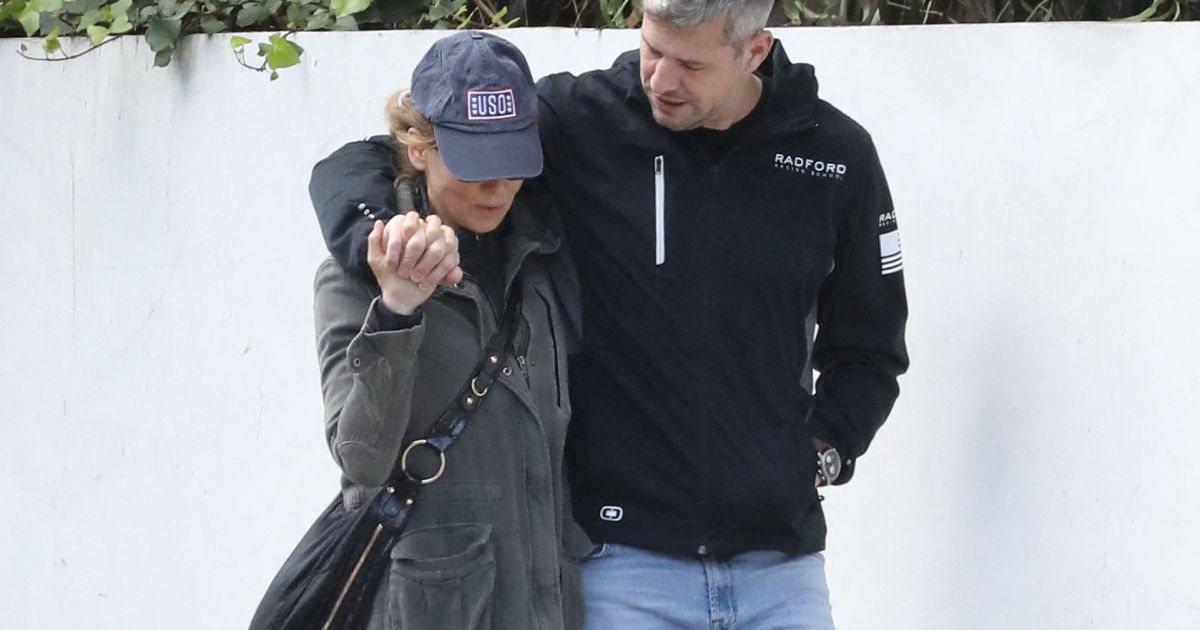 Renee Zellwegger et son compagnon Ant Anstead se promynent en amoureux