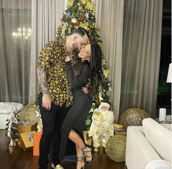 Nikola Lozina et Laura Lempika ont annoncé avoir pour projet de se marier au cours de l'été 2022 - Instagram