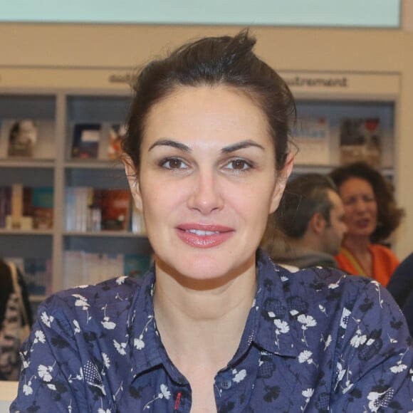 Helena Noguerra au 37ème Salon du Livre à la Porte de Versailles à Paris, le 25 mars 2017. © CVS/Bestimage