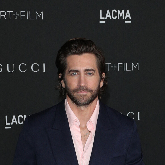 Jake Gyllenhaal - People au 10ème "Annual Art+Film Gala" organisé par Gucci à la "LACMA Art Gallery" à Los Angeles, le 6 novembre 2021. 