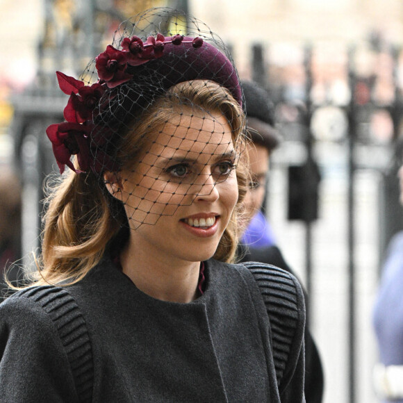 La princesse Beatrice à la cérémonie hommage au prince Philip à l'abbaye de Westminster, le 29 mars 2022, à Londres.