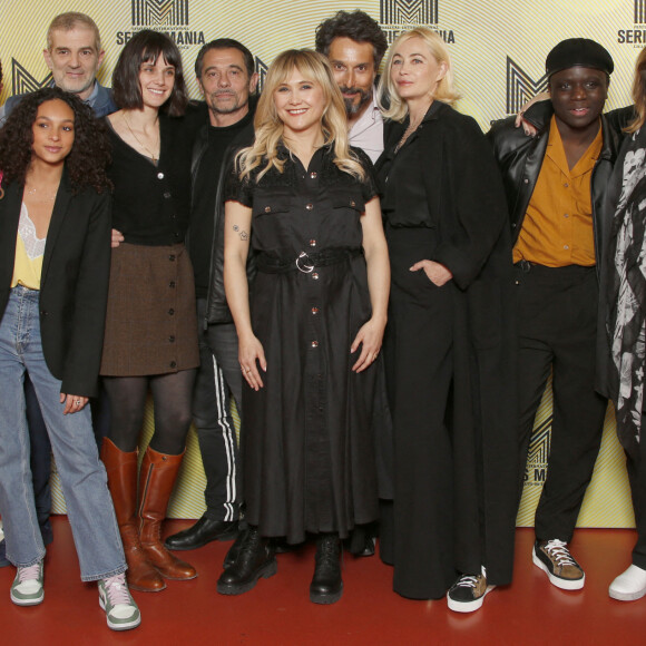 Samy Séghir,Celia Lebrument, Jennifer Decker, Kool Shen, Bérengère Krief, Vincent Elbaz, Emmanuelle Béart, Diong-Keba Tacu, Michèle Bernier de la série "Syndrome E" - Festival International Serie Mania à Lille le 20 mars 2022. © Christophe Aubert/Bestimage
