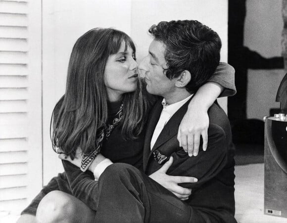 Jane Birkin et Serge Gainsbourg sur le tournage du film "Slogan" 1969