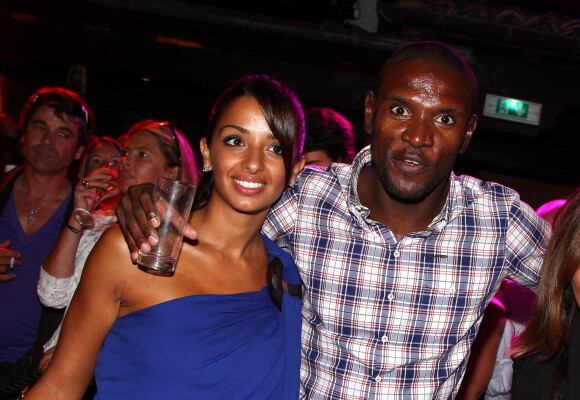 Éric et Hayet Abidal à Saint-Tropez.