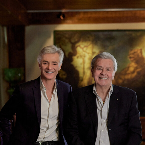 Exclusif - Alain Delon et Cyril Viguier - Premier tournage avec Alain Delon à Douchy-Montcorbo, France, le 10 avril 2021. © Cyril Moreau/Bestimage 