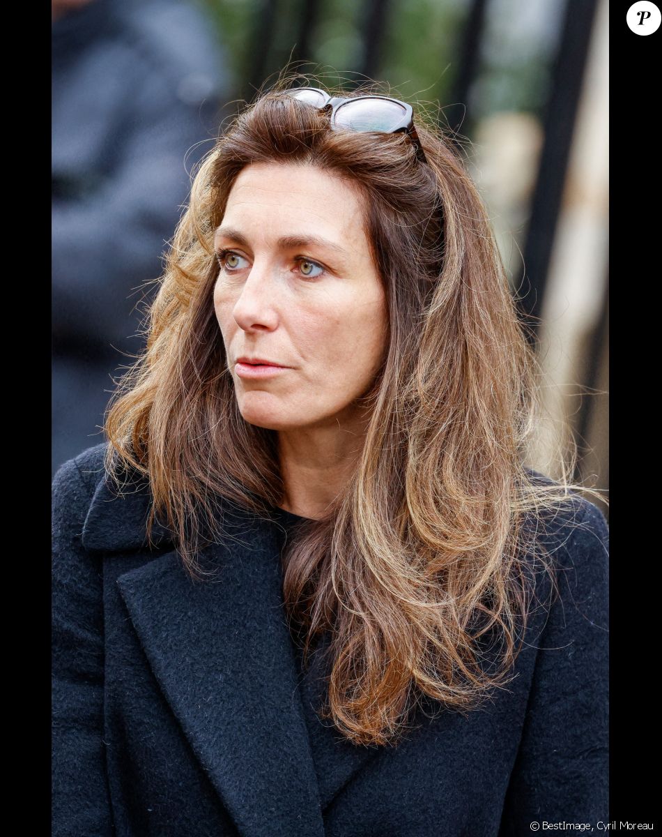 Anne-Claire Coudray - Obsèques de Jean-Pierre Pernaut en la Basilique Sainte-Clotilde à Paris le 9 mars 2022. © Cyril Moreau / Bestimage