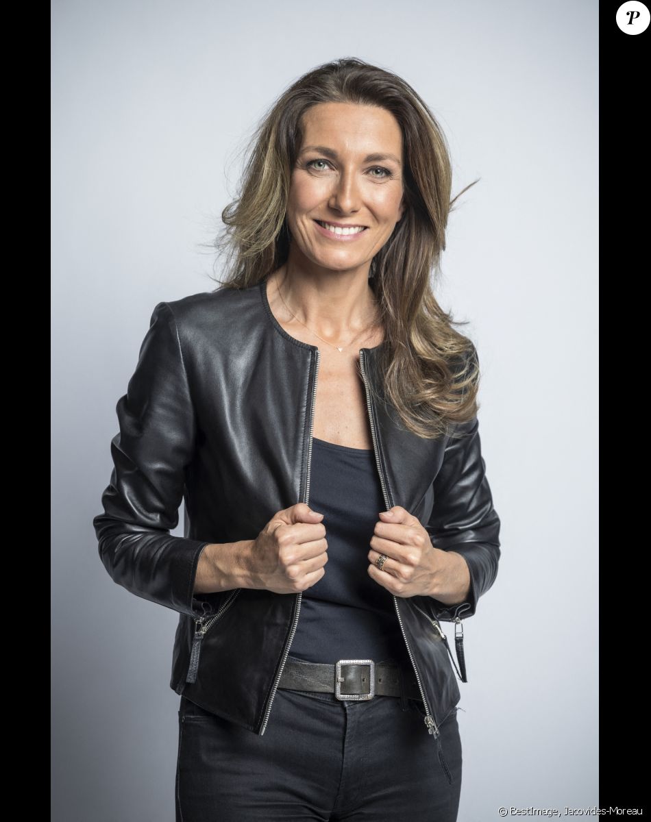 Exclusif - Anne-Claire Coudray - Backstage - Enregistrement de l'émission "La Chanson secrète 10" diffusée sur TF1 le 22 janvier 2022 © Jacovides-Moreau / Bestimage