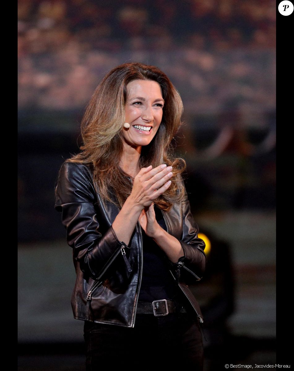 Exclusif - Anne-Claire Coudray - Surprises - Enregistrement de l'émission "La Chanson secrète 10" diffusée sur TF1 le 22 janvier 2022 © Jacovides-Moreau / Bestimage