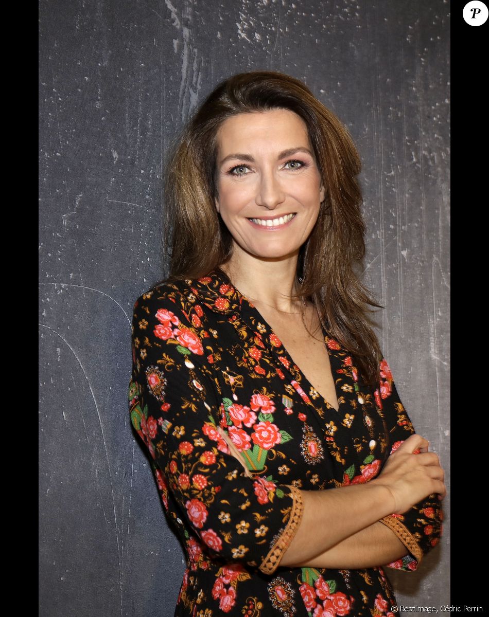 Exclusif - Rendez-vous avec Anne-Claire Coudray à Paris le 28 novembre 2019. © Cédric Perrin/Bestimage
