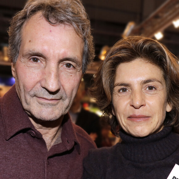 Anne Nivat et son mari Jean-Jacques Bourdin - Salon du livre à la porte de Versailles à Paris