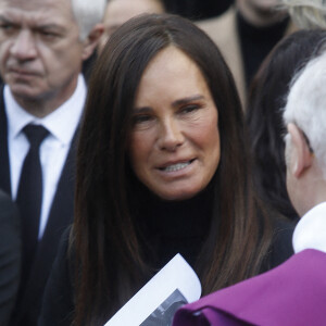 Nathalie Marquay-Pernaut- Sorties des obsèques de Jean-Pierre Pernaut en la Basilique Sainte-Clotilde à Paris, France. © Denis Guignebourg/BestImage