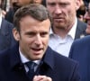 Le président de la République française et candidat du parti centriste La République en marche (LREM) à la réélection, Emmanuel Macron se rend à Spézet dans le Finistère, France, le 5 avril 2022 dans le cadre de la campagne présidentielle.