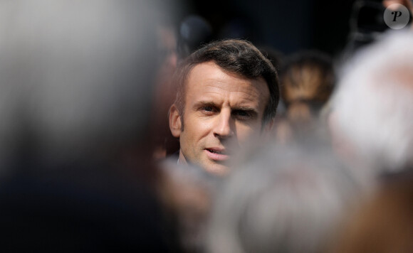 Le président de la République française et candidat du parti centriste La République en marche (LREM) à la réélection, Emmanuel Macron a effectué une visite sur le thême de l'Ecologie à Fouras en Charente-Maritime, France, le 31 mars 2022.