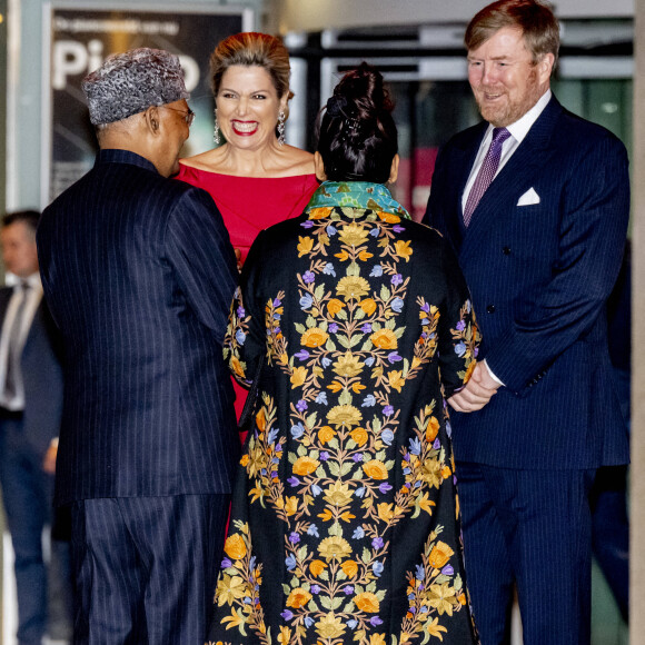 La reine Maxima et le roi Willem-Alexander des Pays-Bas, Ram Nath Kovind, président de l'Inde, et sa femme Savita - Le roi et la reine des Pays-Bas à leur arrivée à un concert dans la salle "Muziekgebouw aan het IJ" en l'honneur du président de l'Inde et de sa femme. Le 6 avril 2022 