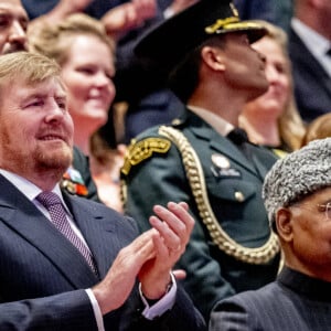 La reine Maxima et le roi Willem-Alexander des Pays-Bas, Ram Nath Kovind, président de l'Inde - Le roi et la reine des Pays-Bas à leur arrivée à un concert dans la salle "Muziekgebouw aan het IJ" en l'honneur du président de l'Inde et de sa femme. Le 6 avril 2022 