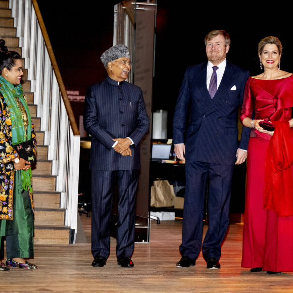 La reine Maxima et le roi Willem-Alexander des Pays-Bas, Ram Nath Kovind, président de l'Inde, et sa femme Savita - Le roi et la reine des Pays-Bas à leur arrivée à un concert dans la salle "Muziekgebouw aan het IJ" en l'honneur du président de l'Inde et de sa femme. Le 6 avril 2022 