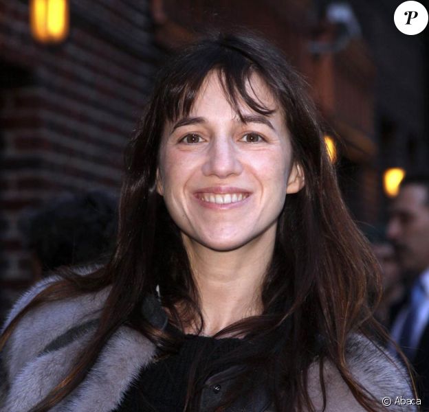 Charlotte Gainsbourg aura bientôt sa propre marionnette de Serge Gainsbourg