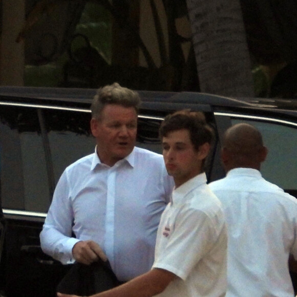 Le chef Gordon Ramsay - Arrivée des invités au dîner des Beckham la veille du mariage de Brooklyn et Nicola.Peltz à Palm Beach le 8 avril 2022. 