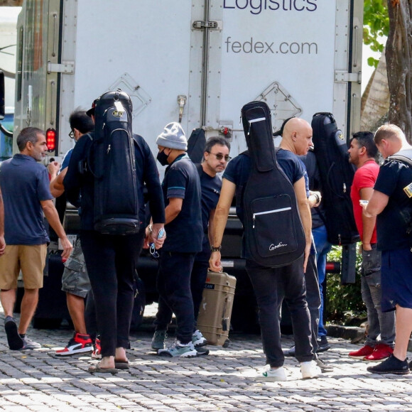 Exclusif - Brooklyn Beckham se déplace en voiture de golf quelques heures avant son mariage avec Nicola Peltz à Palm Beach en Floride le 9 avril 2022. 