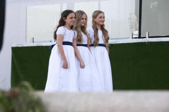 Harper Beckham - Les invités lors de la cérémonie de mariage de Brooklyn Beckham et Nicola Peltz à Palm Beach en Floride le 9 avril 2022. 