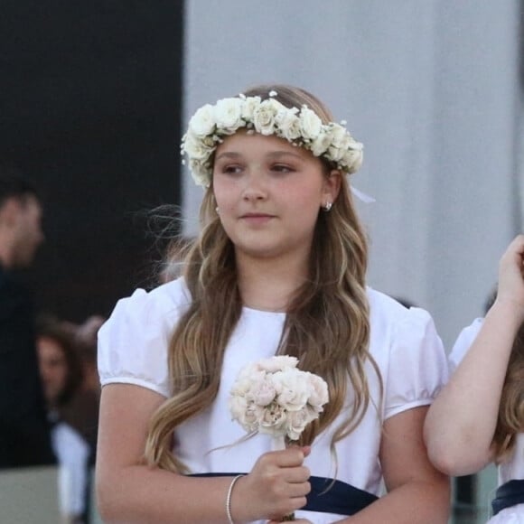 Harper Beckham - Les invités lors de la cérémonie de mariage de Brooklyn Beckham et Nicola Peltz à Palm Beach en Floride. 