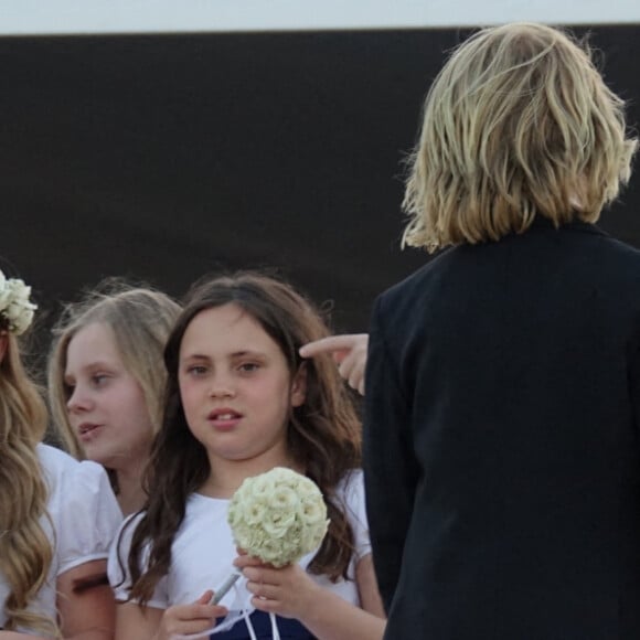 Exclusif - Harper Beckham - Les invités lors de la cérémonie de mariage de Brooklyn Beckham et Nicola Peltz à Palm Beach en Floride le 9 avril 2022. 